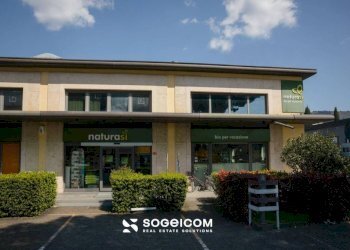 Facciata - Ufficio via Giuseppe Valentini, 30, Prato - foto 2