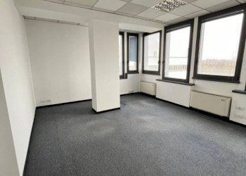 Interno non residenziale - Ufficio viale dell'Industria, 17, Caponago - foto 6