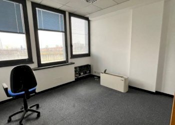 Interno non residenziale - Ufficio viale dell'Industria, 17, Caponago - foto 7