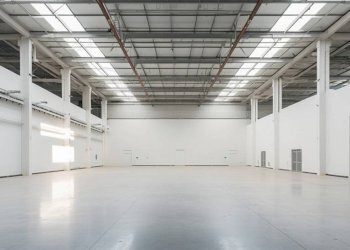 Interno non residenziale - Magazzino via Lasie, 9, Imola - foto 3