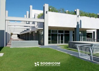 Facciata - Negozio strada Castellana, Quinto di Treviso - foto 47