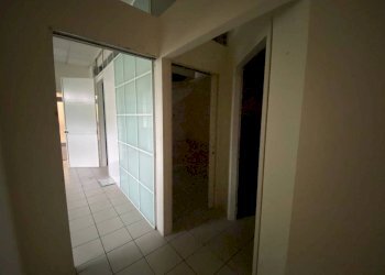 Corridoio - Negozio via Zanobi Bicchierai, 30, Prato - foto 6