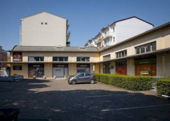 Zona - Negozio via Zanobi Bicchierai, 30, Prato - foto 19