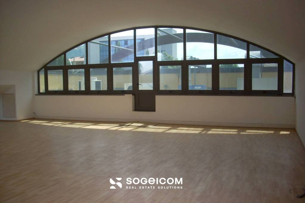Interno non residenziale - Office via Giuseppe Valentini, 30, Prato - photo 2