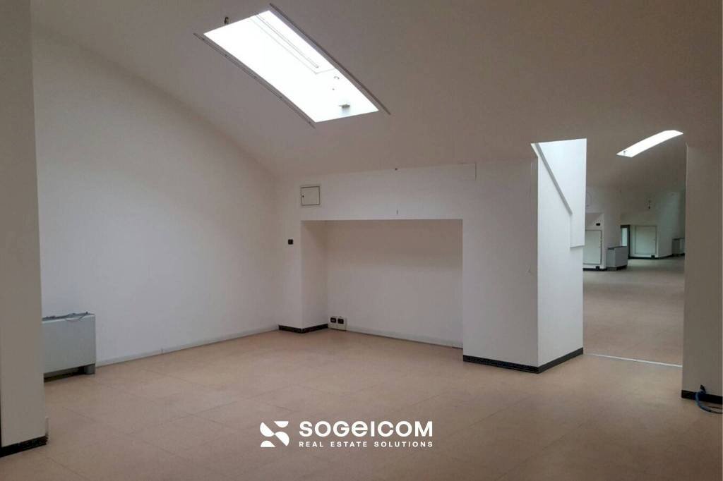 Stanza non arredata - Office via Giuseppe Valentini, 30, Prato - photo 3