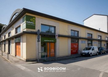 Facciata - Ufficio via Giuseppe Valentini, 30, Prato - foto 9