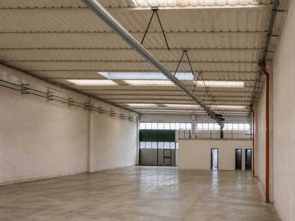 Magazzino - Capannone strada Feltrina, 268, Treviso - foto 2
