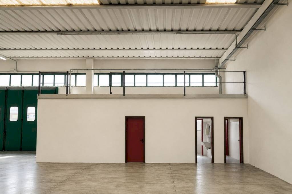 Interno non residenziale - Capannone strada Feltrina, 268, Treviso - foto 3