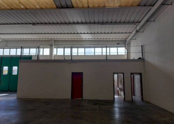 Interno non residenziale - Capannone strada Feltrina, 268, Treviso - foto 5