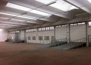 Interno non residenziale - Warehouse via Priula, Nervesa della Battaglia - photo 9