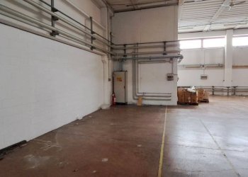 Interno non residenziale - Magazzino via Brondi, Quinto di Treviso - foto 1