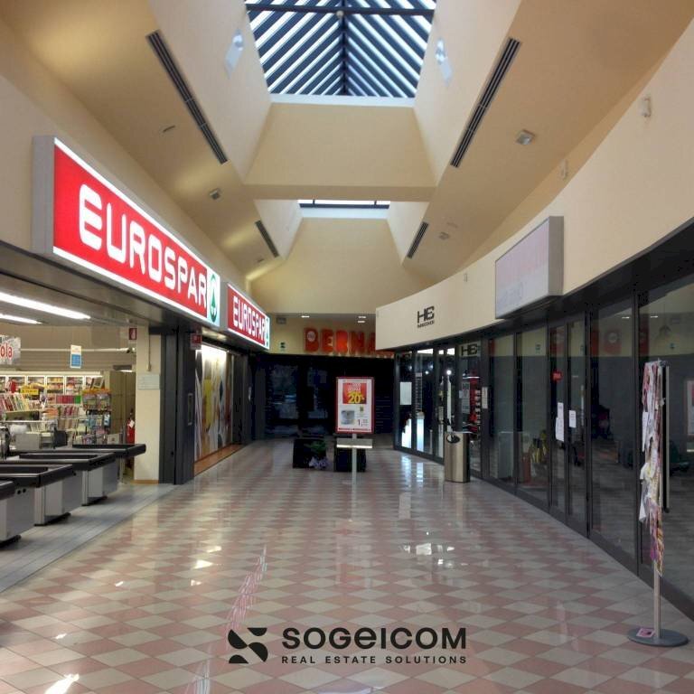 Interno non residenziale - Shop viale Enrico Fermi, San Giorgio di Nogaro - photo 3