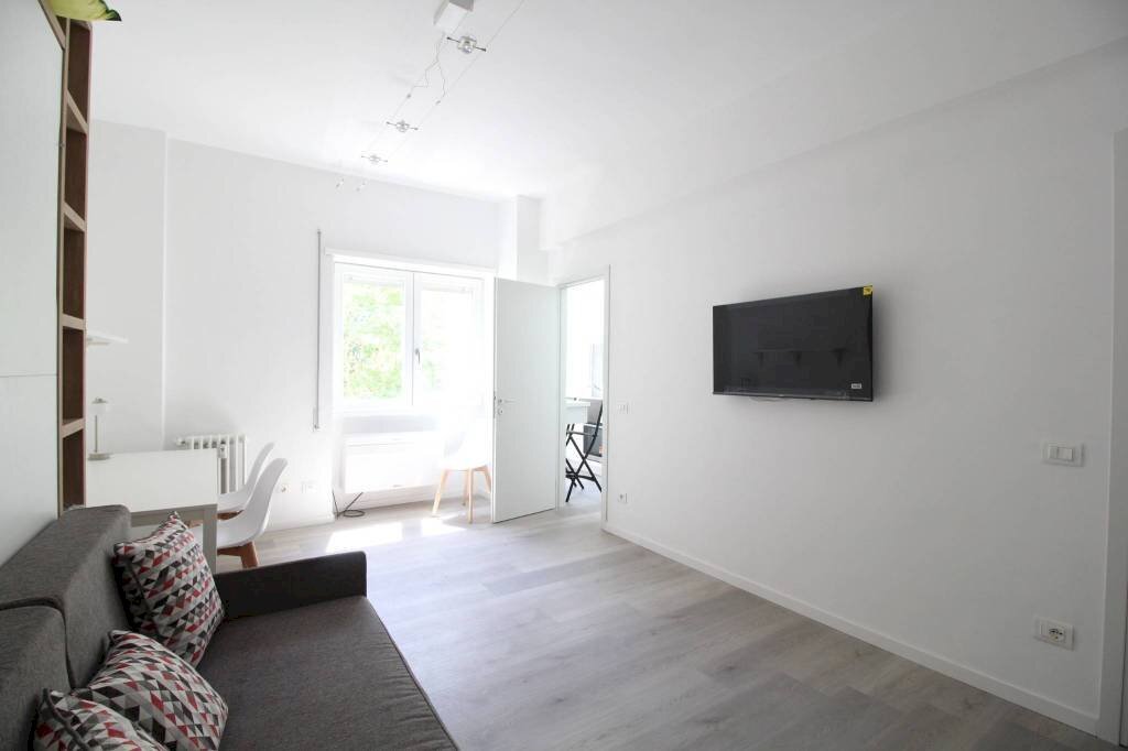 Salone - Bilocale viale Marco Fulvio Nobiliore, 43, Roma - foto 2