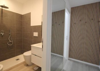 Bagno - Bilocale viale Marco Fulvio Nobiliore, 43, Roma - foto 15