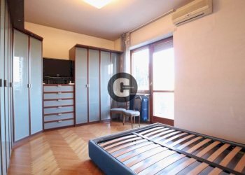 Camera da letto - Trilocale corso Potenza, 6, Torino - foto 32