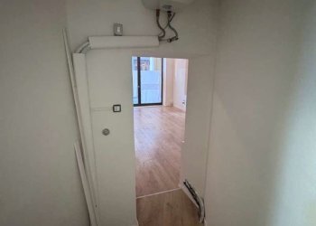 antibagno - Negozio via Farini, 32b, Bologna (zona Centro Storico) - foto 8