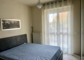 Camera da letto - Bilocale corso Bra, 18, Alba - foto 2