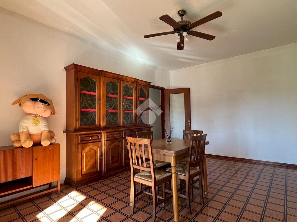 Three-room apartment Via Andrea Rivasi, Cavriago - photo 2