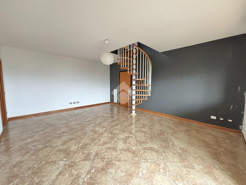 Three-room apartment Via delia mario, Traversetolo - photo 1