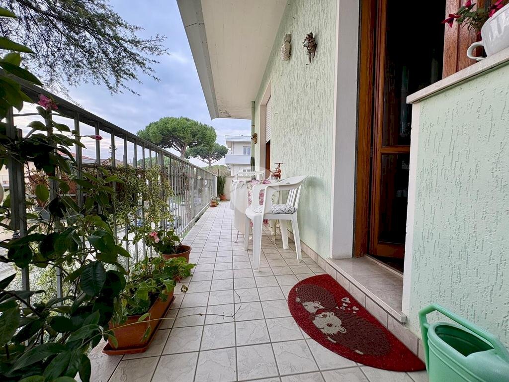 Three-room apartment Via Giovanni Amendola, Rimini - photo 3