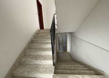 scale - Apartment via san rocco, San Valentino in Abruzzo Citeriore - photo 5
