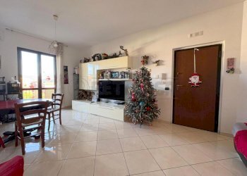 2.jpg - Appartamento Via Petrarca, Macerata Campania - foto 2