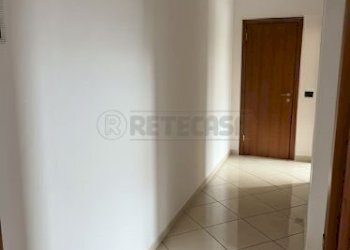 6.jpg - Appartamento Via Petrarca, Macerata Campania - foto 6