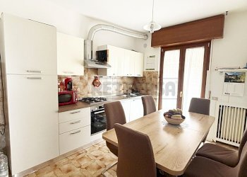 CUCINA - Appartamento Via Lepanto 66, Arzignano - foto 3