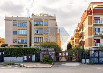 Esterni - Trilocale Viale J. F. Kennedy, Ciampino - foto 1