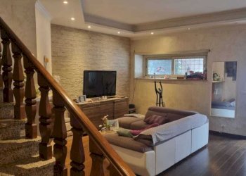 Salone con camino - Villa Via B. Pinturicchio 3, Mentana - foto 5