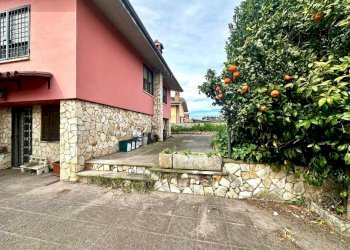 Villino - Villa Via B. Pinturicchio 3, Mentana - foto 4