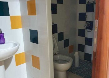 Bagno - Locale Commerciale Via Nocera Umbra, Roma - foto 7