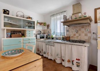 739329023.jpg - Casa semi indipendente Sarzana - foto 1