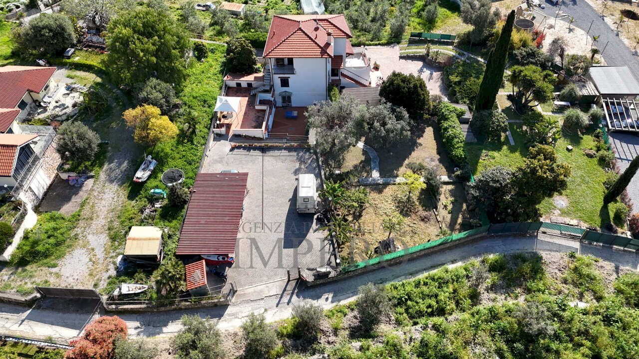 DJI_20250405102029_0049_D.jpg - Villa Via Alba 45, Bordighera - foto 1
