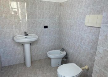 bagno - Trilocale Via Fratelli Bandiera, Monopoli - foto 13