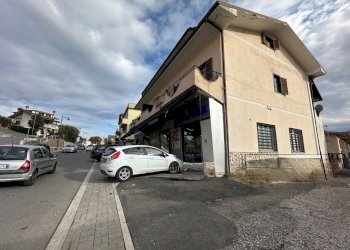 IMG_7065.jpeg - Locale Commerciale Via Palombarese  306, Fonte Nuova - foto 2