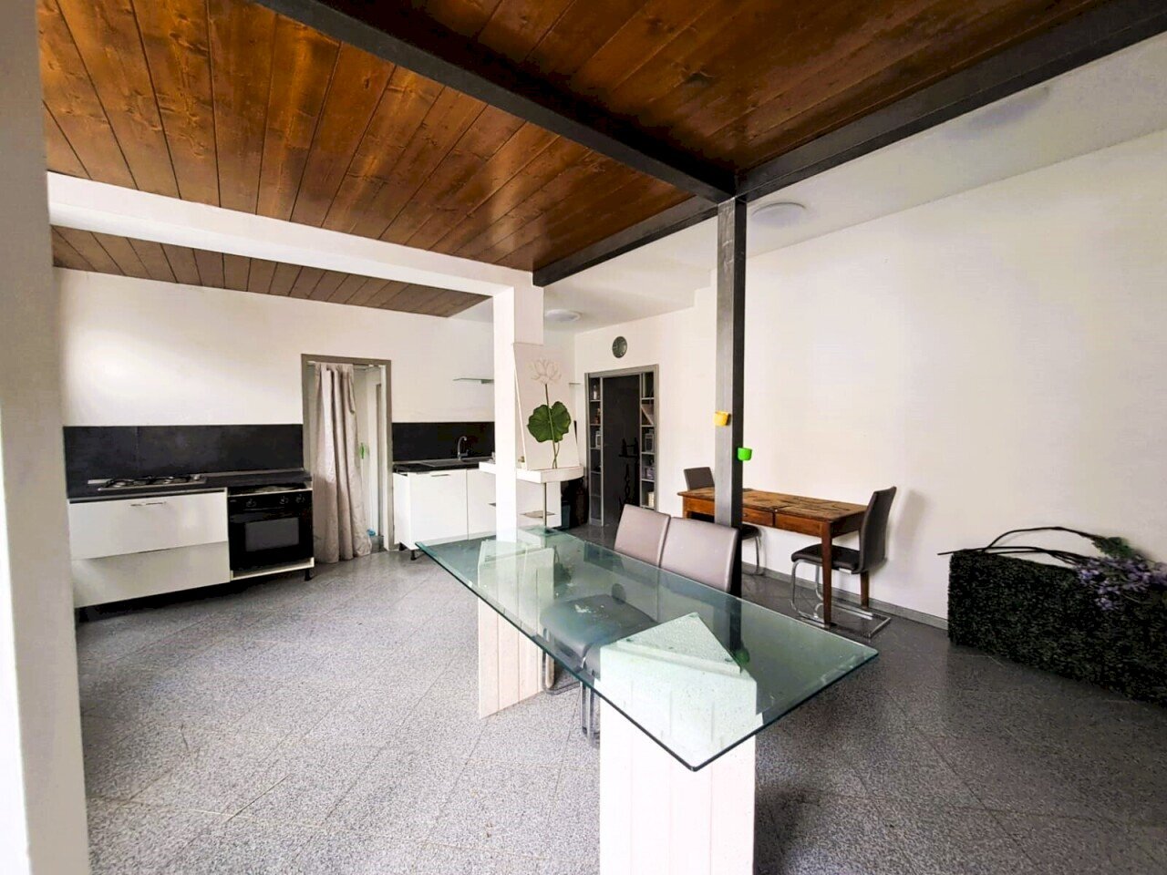 WhatsApp Image 2025-12-02 at 11.10.42 (2).jpeg - Locale Commerciale Strada Amerina, Amelia - foto 3