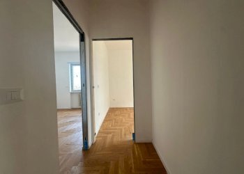 WhatsApp Image 2026-03-30 at 09.38.40 (3).jpeg - Quadrilocale piazza Duca Degli Abruzz, Pescara - foto 6