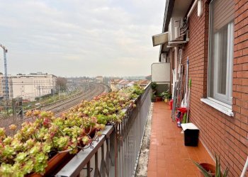 Four-room apartment Via Val Caffaro, Milano (neighborhood Ortica) - photo 11