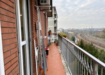 Four-room apartment Via Val Caffaro, Milano (neighborhood Ortica) - photo 12
