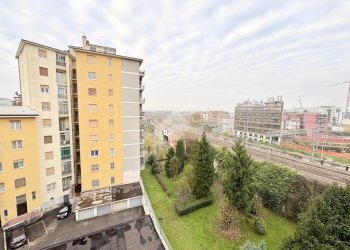 Four-room apartment Via Val Caffaro, Milano (neighborhood Ortica) - photo 17