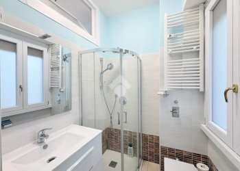 Four-room apartment Via Val Caffaro, Milano (neighborhood Ortica) - photo 22