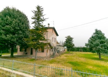 Casa indipendente Via Sauro Babini, Ravenna (zona Roncalceci) - foto 1