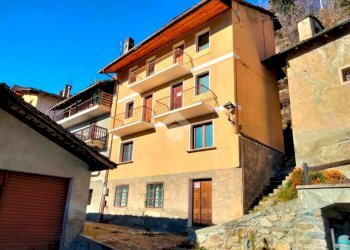 Independent house Frazione Thomasset, Avise - photo 1