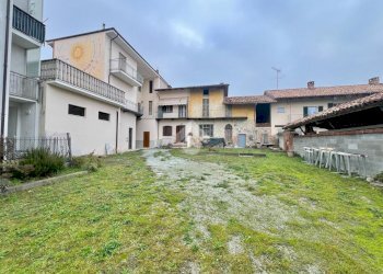 Stable - Palace Piazza Regina Margherita, Montiglio Monferrato - photo 15