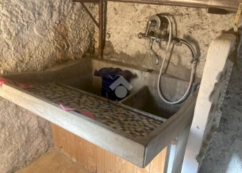 Semi-detached house Frazione quario, Strona - photo 17