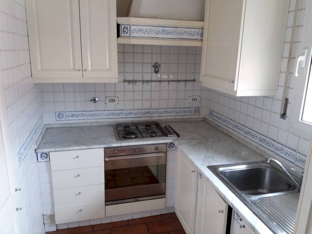 Four-room apartment Bologna (neighborhood Barca) - photo 2