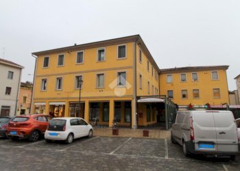 Quadrilocale Piazza g.garibaldi, Bagnolo in Piano - foto 1