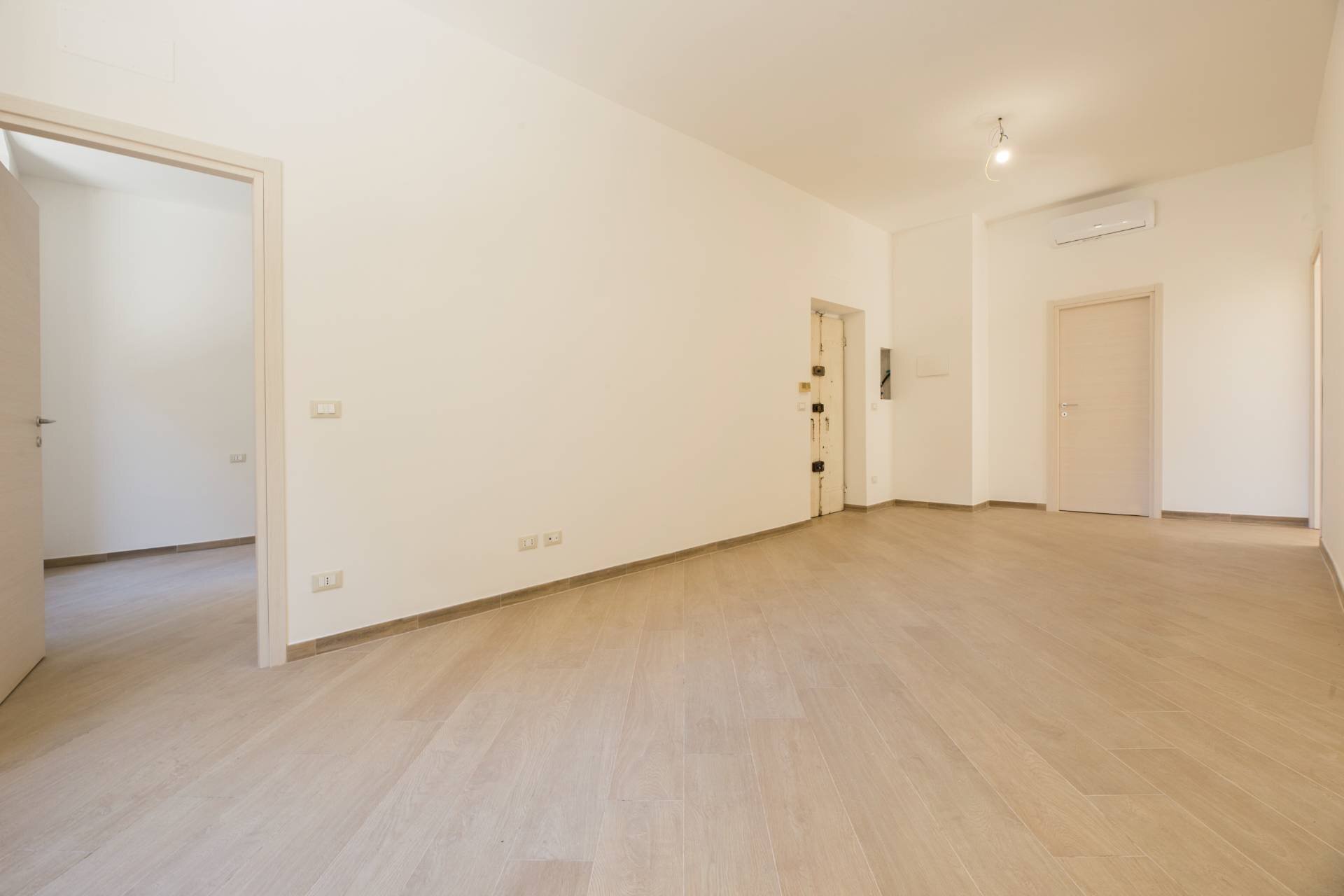Foto 1 - Three-room apartment Via Montevideo
 
17, Genova - photo 1