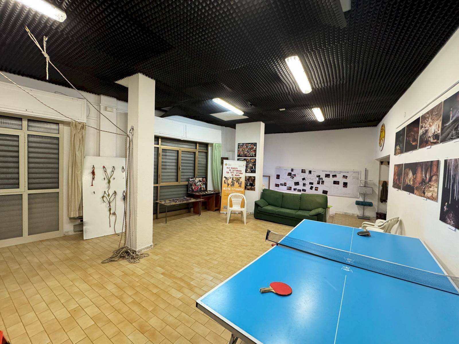 Foto 3 - Locale Commerciale Via Scarlatti
 
11, Quartu Sant'Elena - foto 3